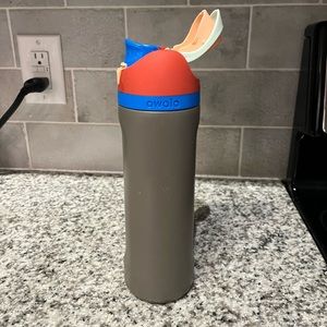 Limited edition Owala Freesip
